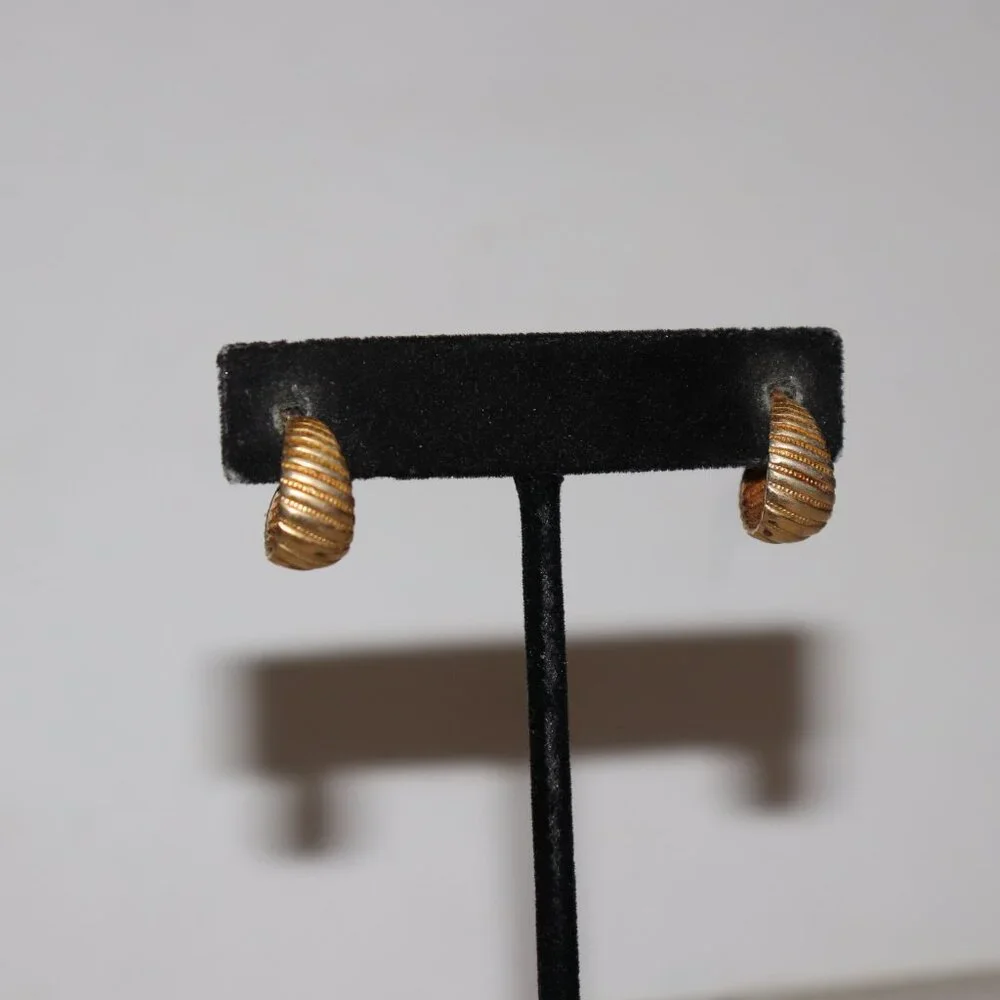 💛✨ Vintage Gold Textured Half Hoop Earrings · Post · 5/8
